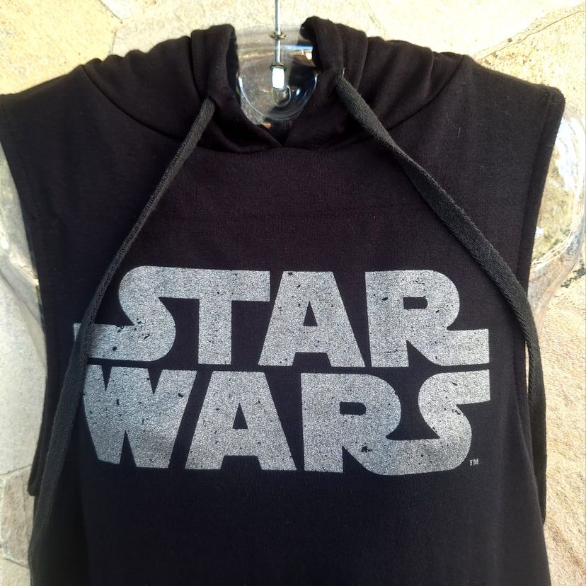 Vestido Curto com Capuz Star Wars – Tecido Leve Moletinho