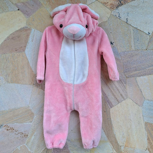 Macacão de Inverno Bebê – Coelhinho Rosa com Capuz (1 a 2 Anos)