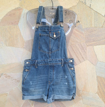 Jardineira Short Jeans Feminino Estilo Retrô Anos 90 (Tamanho 36/38)